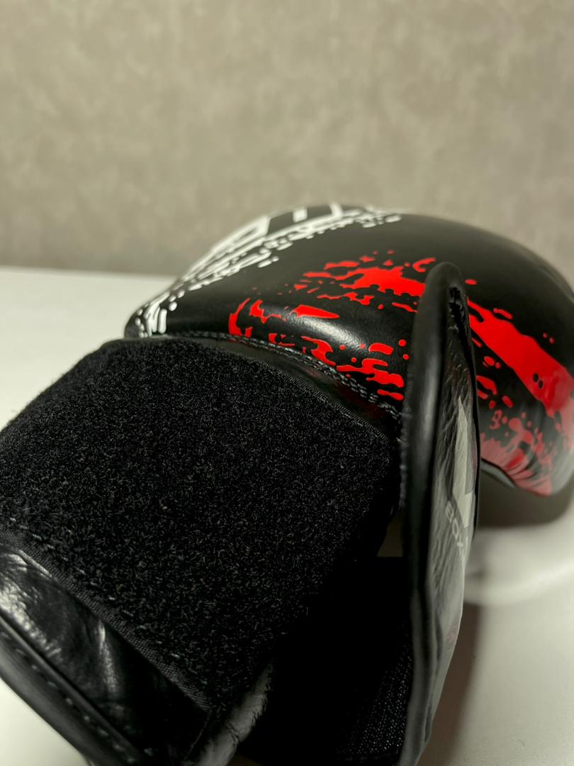 دستکش بوکس ولو مدل آتشی جذاب