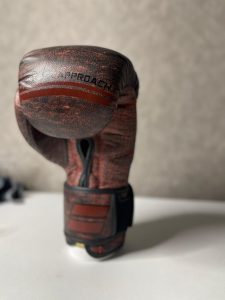 دستکش بوکس ولو بروون