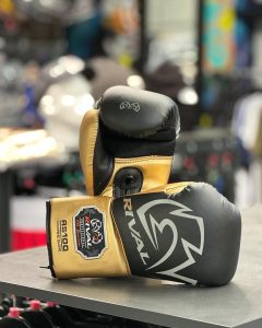 دستکش ریوال بندی مدل طلایی مشکی کد 2026